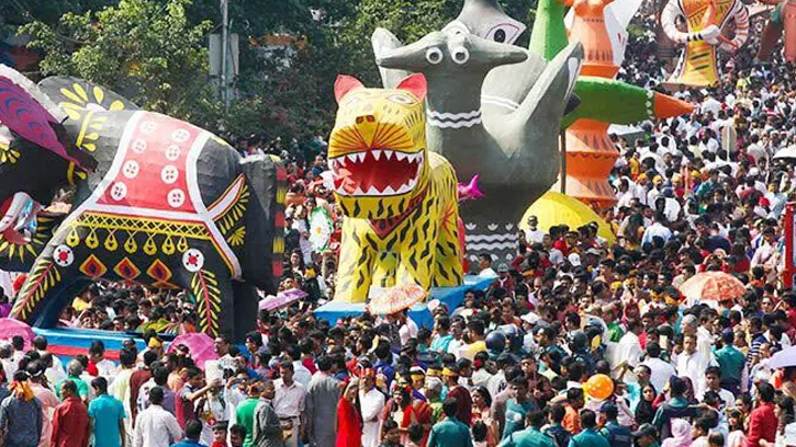 নববর্ষ ১৪৩৩: নতুন বছরের সূচনায় উৎসবের আমেজ সর্বত্র