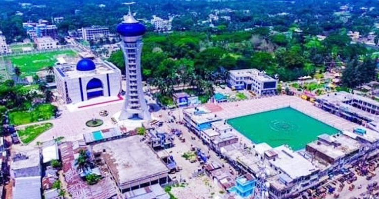 দখলদারদের কবজায় চরফ্যাশনের ফুটপাত 