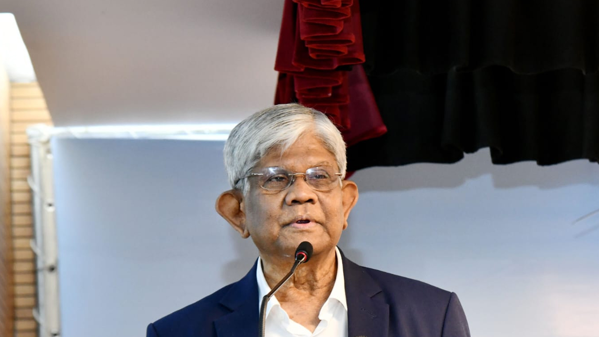 অর্থপাচার রোধে সামাজিক ঘৃণার গুরুত্ব তুলে ধরলেন ড. সালেহউদ্দিন  