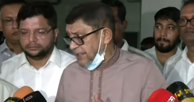 হয় আমি থাকব, না হয় হাসপাতালে অনিয়ম থাকবে: স্বাস্থ্যমন্ত্রী