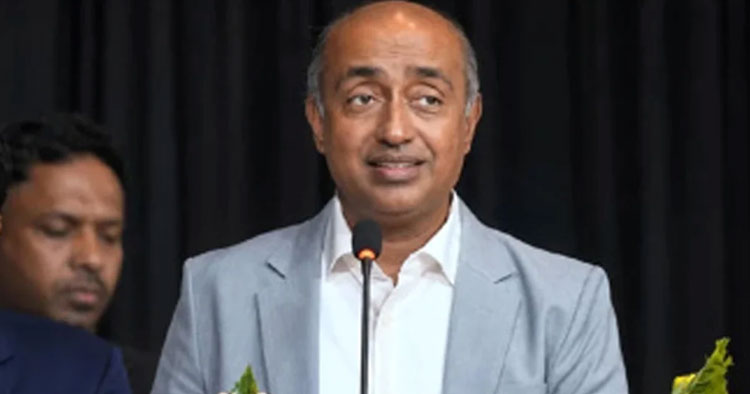 ‘না’ ভোট না দেওয়ায় একাত্তরের ভূমিকা মেনে নিয়েছে জামায়াত: আইনমন্ত্রী
