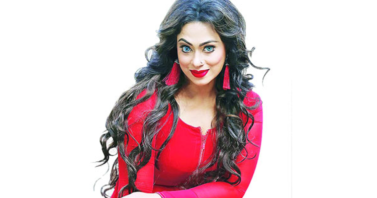 আটকে থাকা সিনেমা ও নিজেকে আড়ালে রাখার কারণ জানালেন পপি