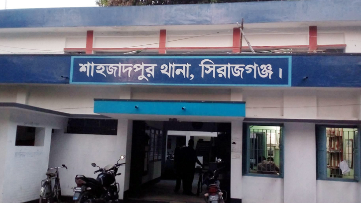 শাহজাদপুরে ৭০ বছরের বৃদ্ধের বিরুদ্ধে শিশুকে ধর্ষণ চেষ্টার অভিযোগ 