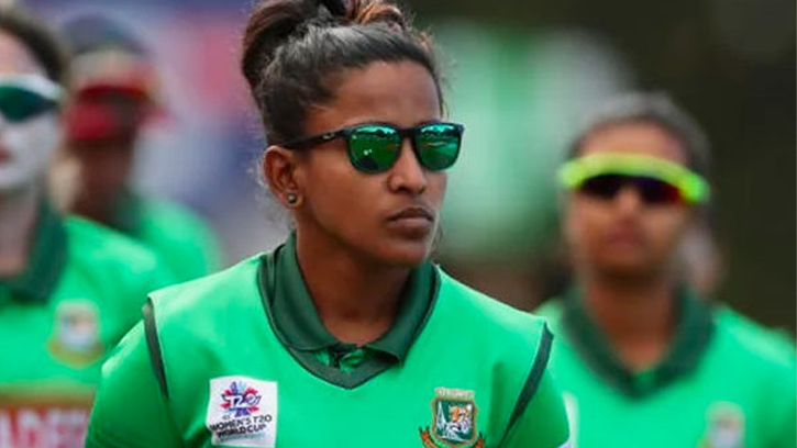 বিতর্ক থামছেই না, মঞ্জুরুলকে নিয়ে বিস্ফোরক মন্তব্য রুমানার