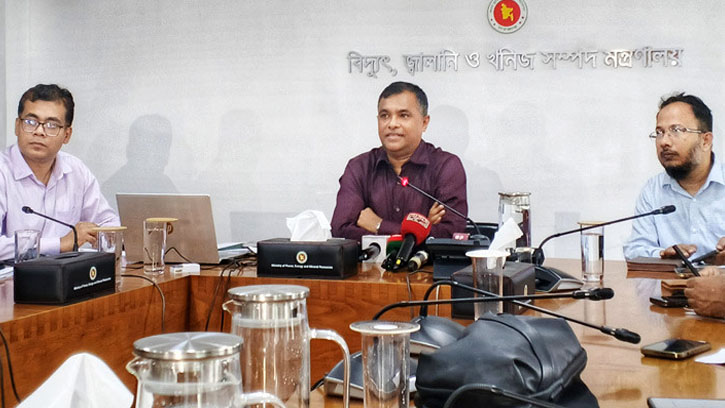 তেলের পর্যাপ্ত মজুত রয়েছে, উদ্বিগ্ন হওয়ার কিছু নেই