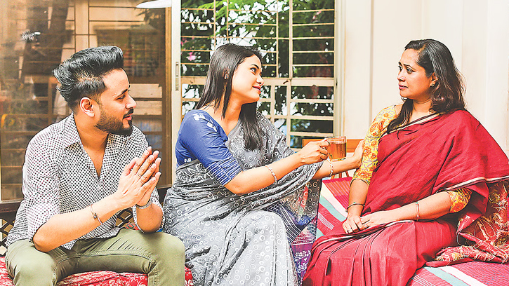 স্বামী ও শাশুড়ির সঙ্গে সুসম্পর্ক রাখার কার্যকর কৌশল