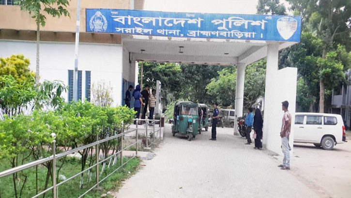 ব্রাহ্মণবাড়িয়ায় ট্রাক চাপায় দুই জনের মৃত্যু