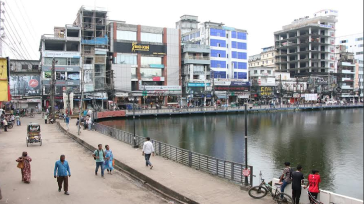 প্রাণ ফিরে পেয়েছে বরিশাল মহানগরী