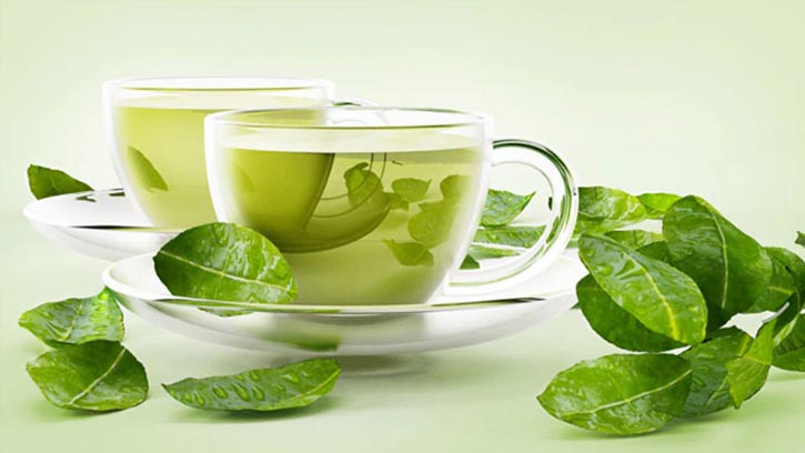 রোগ প্রতিরোধ ক্ষমতা বাড়ায় তুলসী, আদা ও মধু চা
