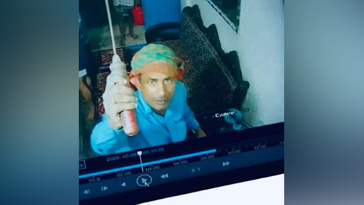 গৌরনদীতে স্পিডবোটে এসে লুটলো স্বর্ণ-মোবাইল সব!