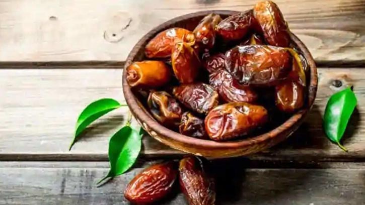 খেজুর খাওয়ার সেরা সময় জানালেন পুষ্টিবিদরা