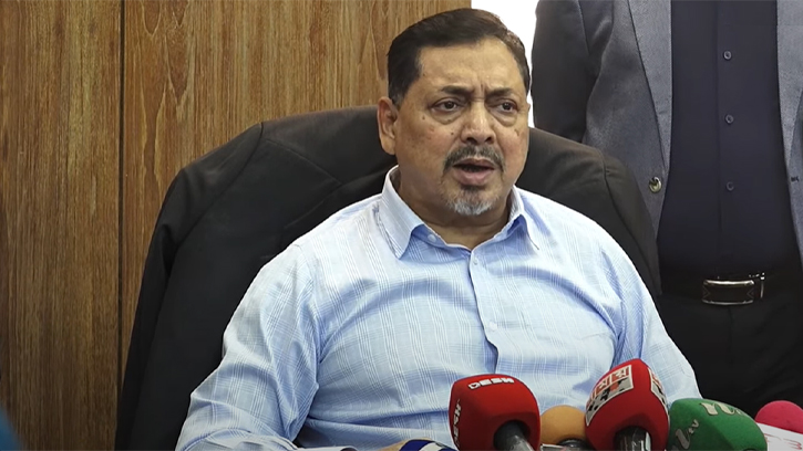 সরকারি সফরে ইসলামাবাদে স্বরাষ্ট্র সচিব নাসিমুল গনি