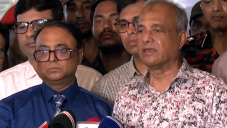 টঙ্গীতে কেমিক্যাল বিস্ফোরণ, সংকটাপন্ন ফায়ার সার্ভিসের ৩ যোদ্ধা