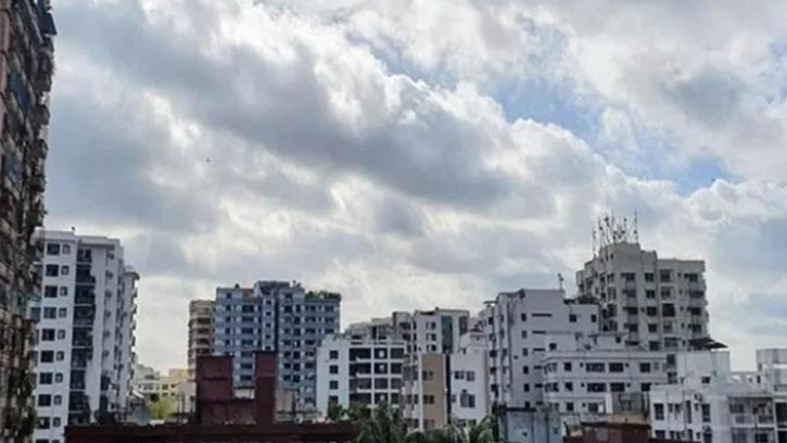 ঢাকায় আংশিক মেঘলা আকাশ, দিনের তাপমাত্রা অপরিবর্তিত