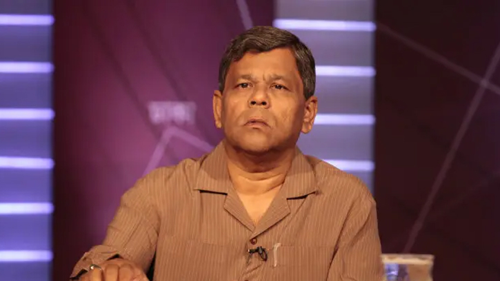ডিবি পুলিশের অভিযানে আটক সাংবাদিক শওকত মাহমুদ