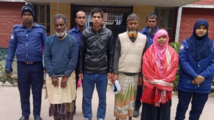লিবিয়ায় ট্রলারডুবিতে নিখোঁজ: মানবপাচারকারীর ৩ দালাল গ্রেফতার