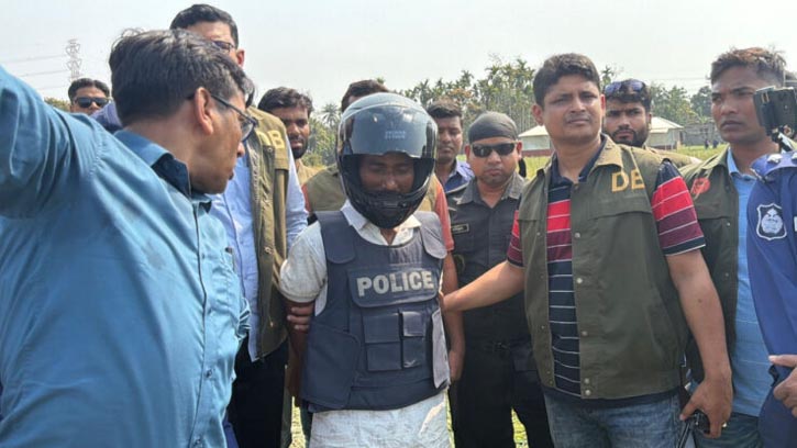 ঈশ্বরদীতে দাদি-নাতনি হত্যার রহস্য উদ্ঘাটন, চাচা গ্রেফতার