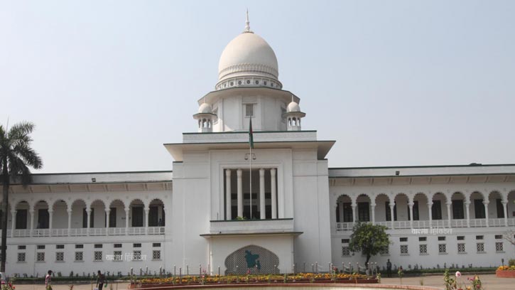 সুপ্রিম কোর্টের প্রশাসনে একাধিক পদে বদলি