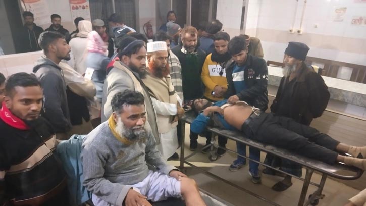 কাজিপুরে জামায়াত প্রার্থীর উপর হামলা দুইজনের অবস্থা আশঙ্কাজনক