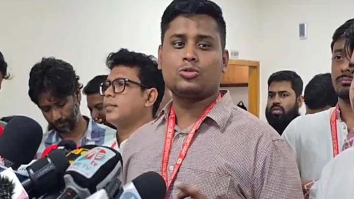 নির্বাচন কমিশনের সিদ্ধান্ত অন্য কারও নিয়ন্ত্রণে: হাসনাত 