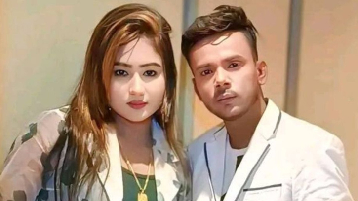 রিয়া মনির সঙ্গে বিচ্ছেদ হিরো আলমের