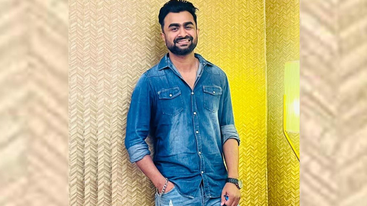 ইমরান মাহমুদুলের লাল স্টুডিওর আবেগঘন স্মৃতি