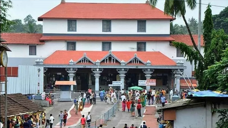 ভারতের ধর্মীয় নগরীতে রোমহর্ষক কাণ্ড, ধর্ষণের পর নারীদের লাশ মাটিচাপা