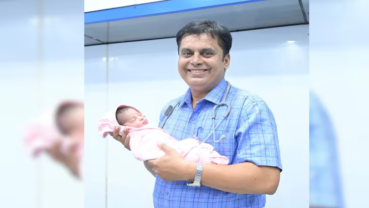 সন্তানের জন্মে খরচ নেই, প্রশংসায় ভারতের শিল্পপতি আনন্দ মাহিন্দ্রা