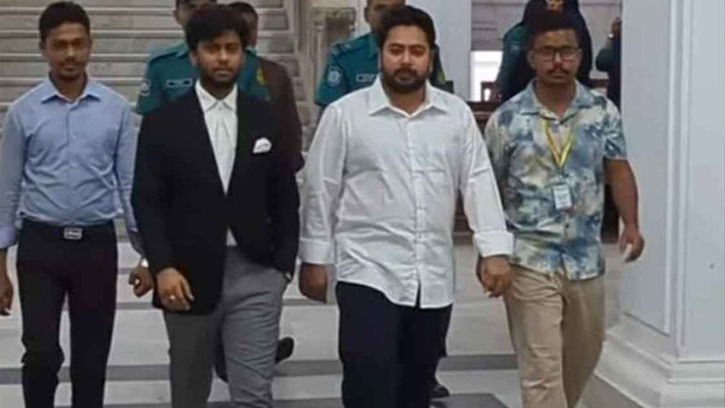 আন্তর্জাতিক ট্রাইব্যুনালে রাষ্ট্রপক্ষের সাক্ষী নাহিদ ইসলাম