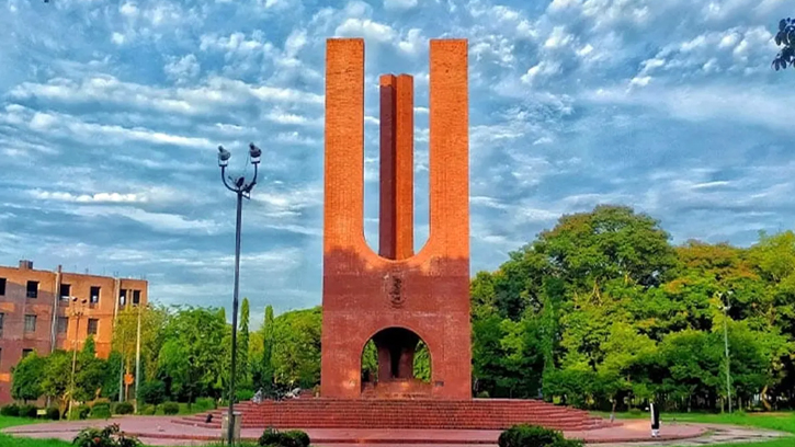 জাবিতে হামলায় জড়িত ৬৪ শিক্ষার্থী আজীবন বহিষ্কার, ৭৩ সাবেকের সনদ বাতিল