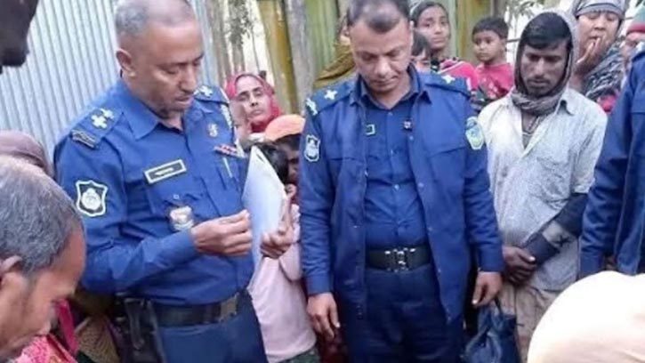 বাবার হাতে বড় মেয়ের মৃত্যু, আহত আরেক মেয়ে