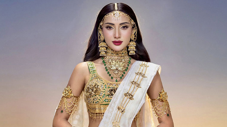 জামদানি আর শাপলা ফুলে দেশের পরিচয় তুলে ধরলেন মিথিলা