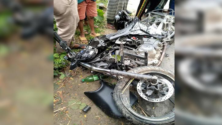 শাহজাদপুরে মোটরসাইকেল দুর্ঘটনায় কিশোর নিহত
