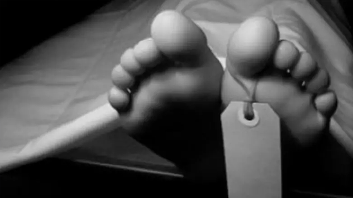 রায়পুরে নারী-শিশুসহ ৩ জনের মৃতদেহ উদ্ধার 