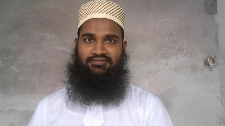 গাজার ক্ষুধার্ত শিশুর কান্নায় আকাশ কাঁদে, মানব কাঁদে না