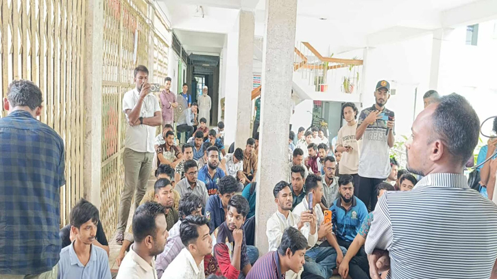 সাজিদ হত্যার বিচার দাবিতে ইসলামী বিশ্ববিদ্যালয়ে ছাত্রদলের অবস্থান কর্মসূচি