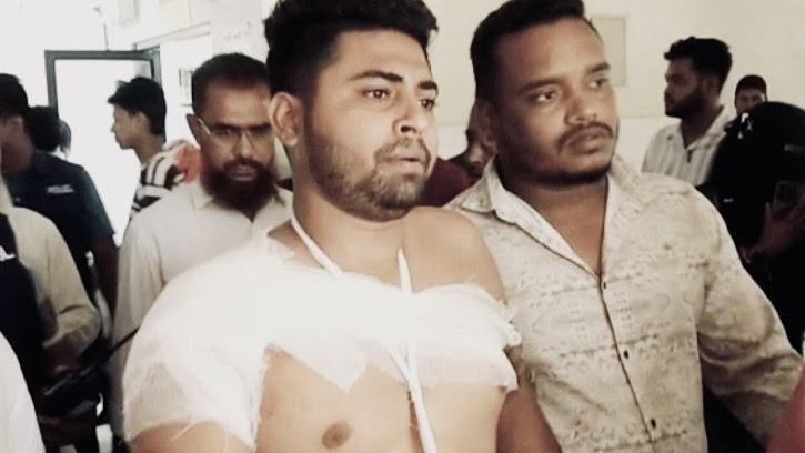 নবীনগরে সন্ত্রাসী হামলায় অটোরিকশা চালক গুরুতর আহত