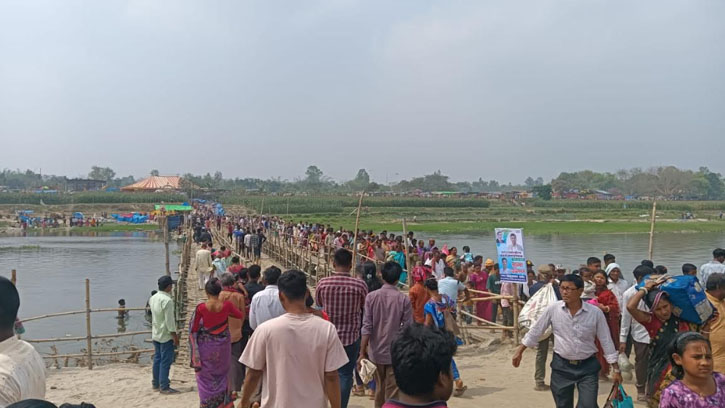 পঞ্চগড়ে শুরু হলো ৩ দিনব্যাপী বারুণী স্নান