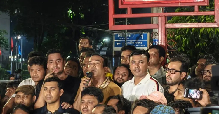 শিবিরের কর্মকাণ্ডে ক্ষোভ প্রকাশ ছাত্রদল সভাপতির