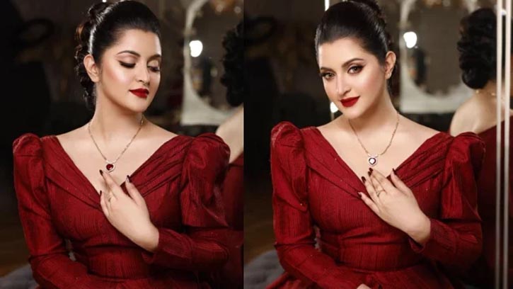 পরীমনিকে প্রাণনাশের হুমকি