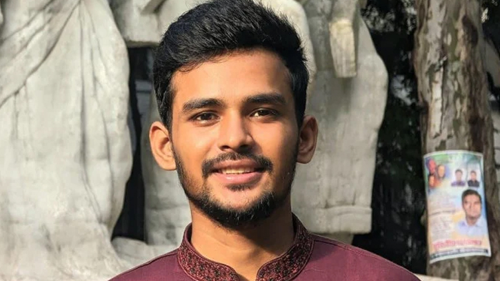 স্বতন্ত্র প্রার্থী হিসেবে ভোটযুদ্ধে নামার ঘোষণা দিলেন আসিফ মাহমুদ