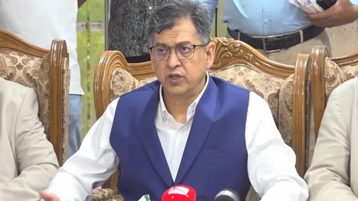 একটি দল জুলাই সনদে স্বাক্ষরের সুযোগ খুঁজছে: সালাহউদ্দিন আহমদ