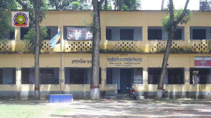 সাতক্ষীরার পিএন স্কুলে ১৩ বছর ধরে প্রধান শিক্ষক শূন্য