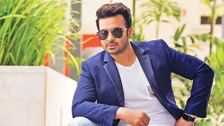 শিগগিরই শাকিব খান ফিরছেন নতুন রূপে