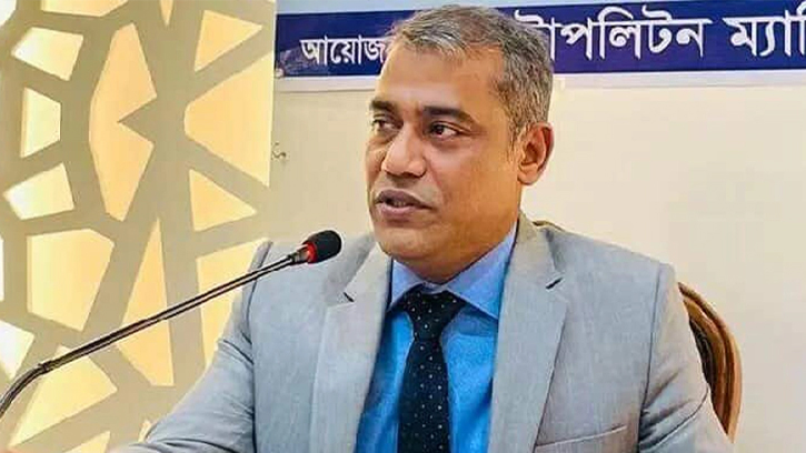 দুর্নীতির অভিযোগে বরখাস্ত ঢাকার সিএমএম রেজাউল করিম
