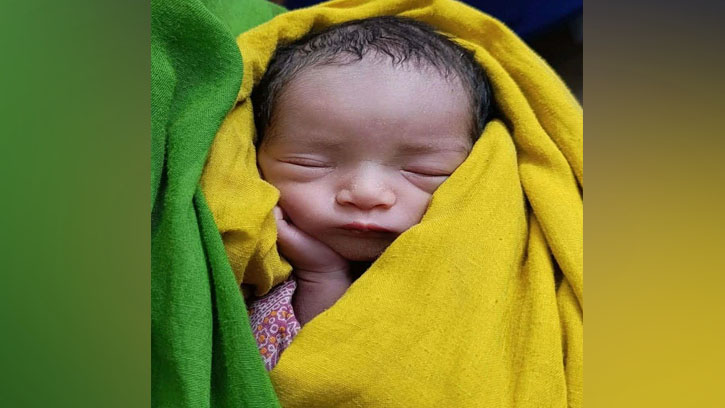 ঈশ্বরগঞ্জে ধানক্ষেত থেকে পরিত্যক্ত নবজাতক কন্যা উদ্ধার