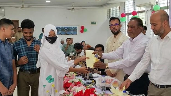 বেনাপোলে ১৮৪ কৃতি শিক্ষার্থীদের সংবর্ধনা