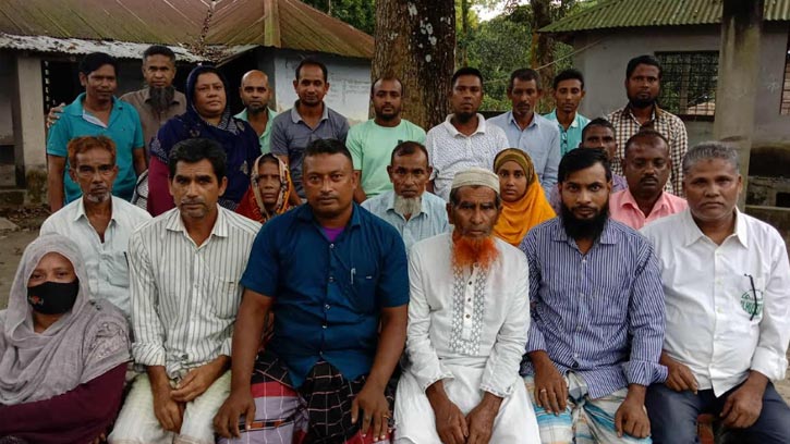 মান্দায় গ্রাহকের ৩ কোটি টাকা নিয়ে উধাও সমবায় পরিচালক 