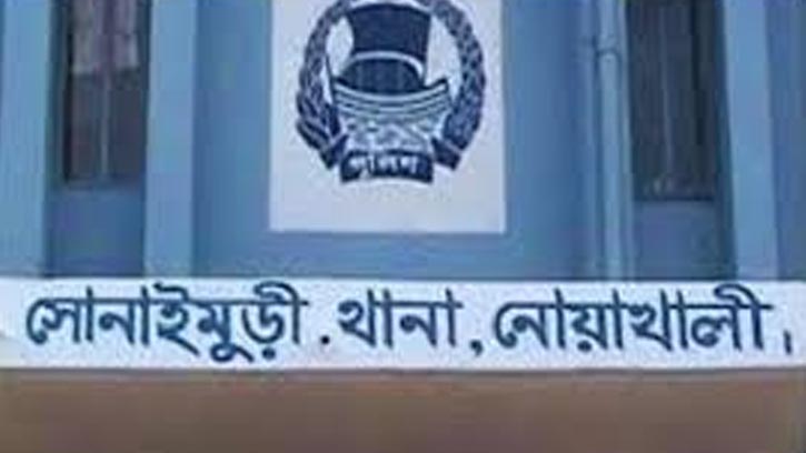 নোয়াখালীতে ঘরের দরজা ভেঙ্গে তরুণীর মরদেহ উদ্ধার