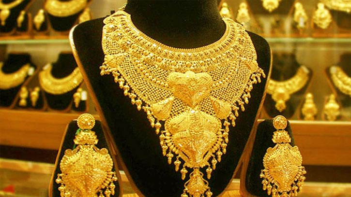 দেশে আরও কমলো সোনার দাম
